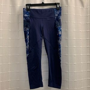 Cropped athleta leggings